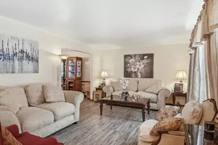 2125 Keltonshire Ave, Columbus, OH 43229 - Photo 4