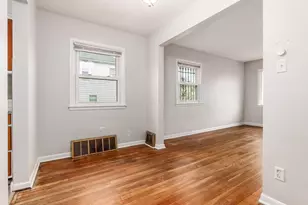 396 S Hague Ave, Columbus, OH 43204 - Photo 12