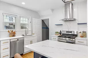 107 E Dunedin Rd, Columbus, OH 43214 - Photo 12