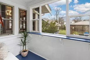 107 E Dunedin Rd, Columbus, OH 43214 - Photo 26