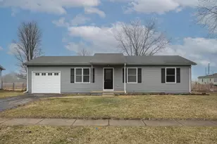 102 Channing Dr, London, OH 43140 - Photo 1