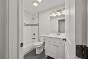 1185 Gustavus Ln, Columbus, OH 43205 - Photo 14