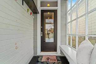 1511 Hamlet St, Columbus, OH 43201 - Photo 4