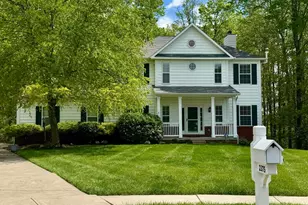 2375 Cross Creek Ct, Lewis Center, OH 43035 - Photo 2