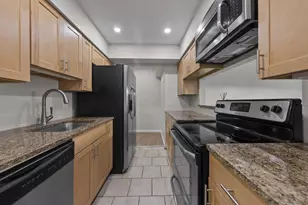 1324 Lake Shore Dr, Columbus, OH 43204 - Photo 14