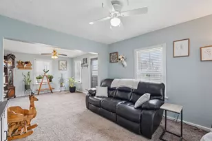 134 Fairview Blvd, Circleville, OH 43113 - Photo 6