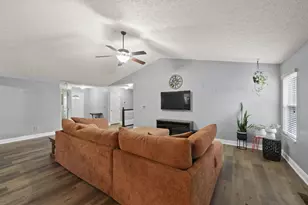 7800 Narrow Leaf Ct, Blacklick, OH 43004 - Photo 10