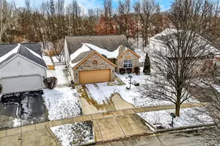 5645 Covington Meadows Dr, Westerville, OH 43082 - Photo 2