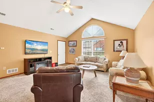 6836 Newrock Dr, New Albany, OH 43054 - Photo 10