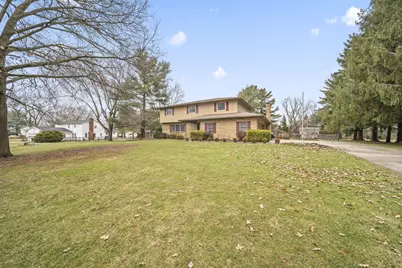 8914 Stonehenge Drive NW, Pickerington, OH 43147 - Photo 2