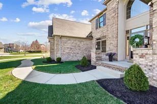 8591 Springflower Dr, Pickerington, OH 43147 - Photo 6