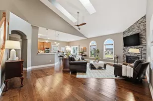 8574 Trail Lake Dr, Powell, OH 43065 - Photo 10