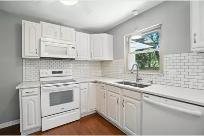 2688 Woodley Road, Columbus, OH 43231 - Photo 8