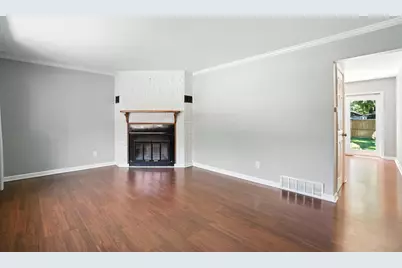 2688 Woodley Road, Columbus, OH 43231 - Photo 4