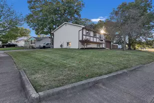 1421 Bosworth Pl, Columbus, OH 43229 - Photo 32