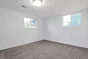 1421 Bosworth Pl, Columbus, OH 43229 - Photo 24