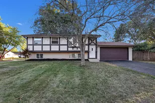 1421 Bosworth Pl, Columbus, OH 43229 - Photo 1