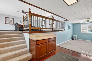 912 Maurine Dr, Columbus, OH 43228 - Photo 24