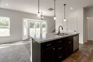 1033 Queen Bee Pl, Grove City, OH 43123 - Photo 10