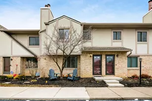 1946 Rockdale Dr, Columbus, OH 43229 - Photo 1