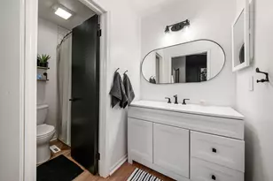 1946 Rockdale Dr, Columbus, OH 43229 - Photo 18