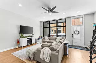 306 Neruda Ave, Columbus, OH 43215 - Photo 8