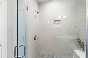 306 Neruda Ave, Columbus, OH 43215 - Photo 28