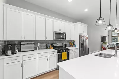 306 Neruda Avenue, Columbus, OH 43215 - Photo 18