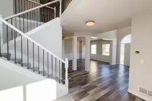 8189 Shady Maple Dr, Canal Winchester, OH 43110 - Photo 18