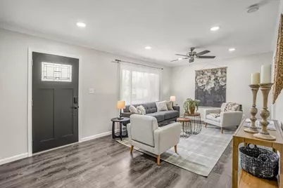 1121 W Sandusky Avenue, Bellefontaine, OH 43311 - Photo 6