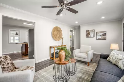 1121 W Sandusky Avenue, Bellefontaine, OH 43311 - Photo 8