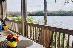 1407 Lake Shore Dr, Columbus, OH 43204 - Photo 2