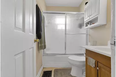 2422 Joyce Avenue, Columbus, OH 43211 - Photo 12