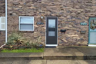 2375 Woodbrook Cir S, Columbus, OH 43223 - Photo 1