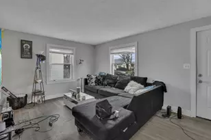 2532 Renwood Pl, Columbus, OH 43211 - Photo 8