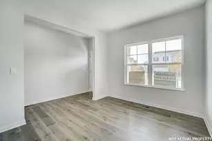 1239 Stratford Wy, London, OH 43140 - Photo 4