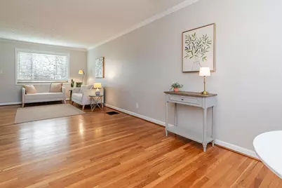 1872 Kentwell Road, Columbus, OH 43221 - Photo 8