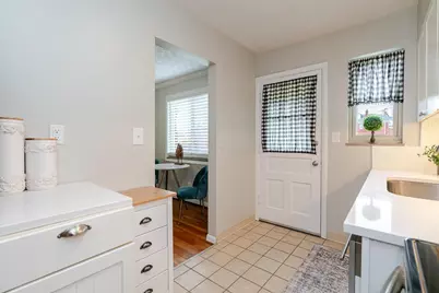 1872 Kentwell Road, Columbus, OH 43221 - Photo 12