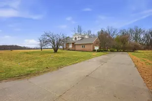 22510 Dogwood Ln, Circleville, OH 43113 - Photo 4