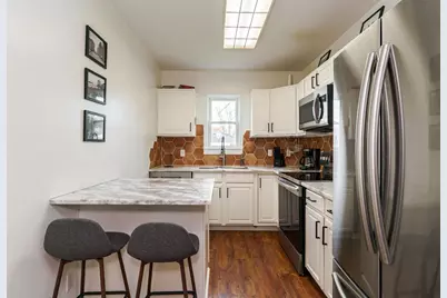 330 E Morrill Avenue, Columbus, OH 43207 - Photo 8