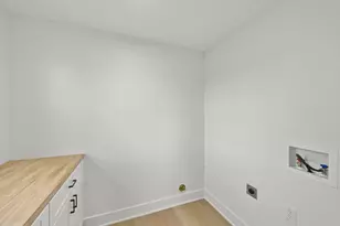 2712 Eakin Rd, Columbus, OH 43204 - Photo 18