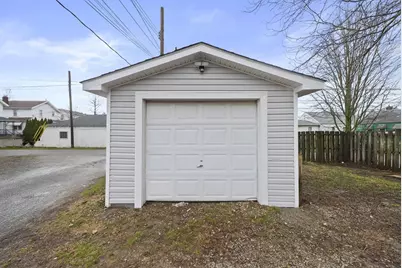 2712 Eakin Road, Columbus, OH 43204 - Photo 34