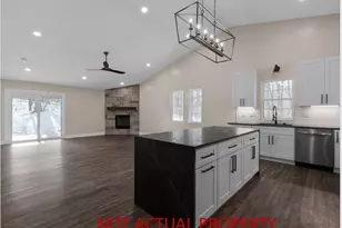 61 Greenbriar Ct, Howard, OH 43028 - Photo 2