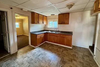 211 E Central Avenue, Delaware, OH 43015 - Photo 2