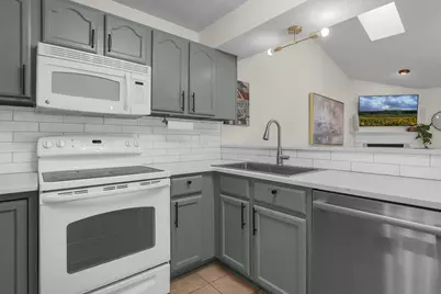 850 W Maple Street, Granville, OH 43023 - Photo 10