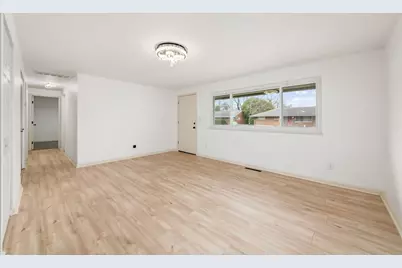 3457 Roswell Drive, Columbus, OH 43227 - Photo 6
