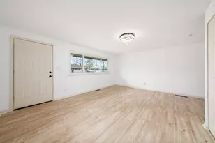 3457 Roswell Dr, Columbus, OH 43227 - Photo 4