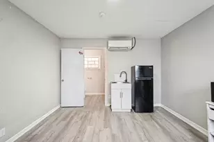 4308 E Main St, Columbus, OH 43213 - Photo 8