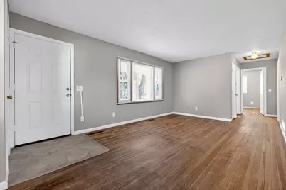 1211 Shady Lane Road, Columbus, OH 43227 - Photo 4