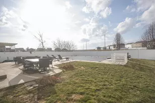 377 Puleo Dr, London, OH 43140 - Photo 28